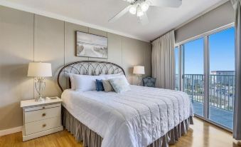 Seacrest 710 is 2 Br Top Floor Gulf Side Unit - Beautifully Decorated by RedAwning