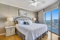 Seacrest 710 is 2 Br Top Floor Gulf Side Unit - Beautifully Decorated by RedAwning