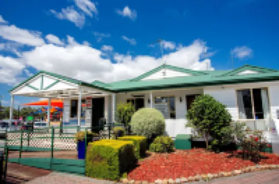 Big4 Traralgon Park Lane Holiday Park Hotel di Traralgon