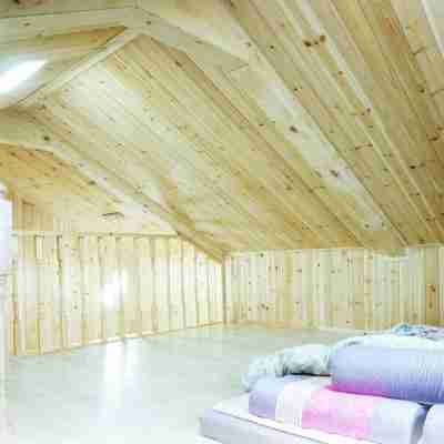 Five Finger Pension Rooms