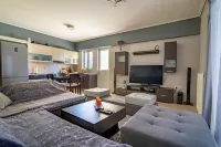Kalithea Train Station 1Bedroom 2Persons Hotels in Kallithea