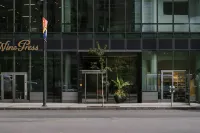 Sonder Pierce Boston Apartments Fenway Hotels near Museum of Fine Arts, Boston