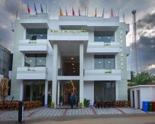Hotel Alaskabay Arugambay Hotels in Arugam