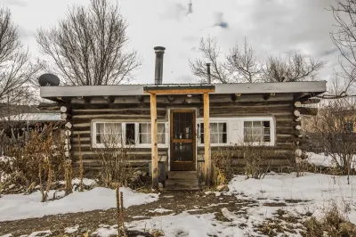 Taos Goji Farm & Eco-Lodge Retreat