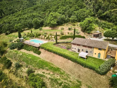 Farmhouse in Chianti with Pool and Garden