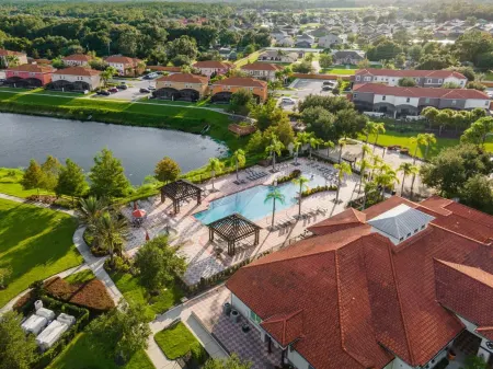 Ground Floor Gathering up to 9 Guests BL387