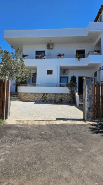 Vila Malo Отели в г. 