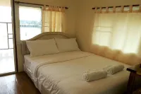 Sampaongern Home Stay - Parkplatz