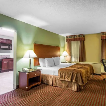 MainStay Suites Williamsburg Historic Area