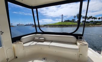 Dockside Boat & Bed Long Beach