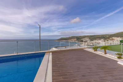 Cliffs Apartment - Astonishing Bay View Отели в г. 