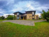 Ol Pejeta Mansion Hotels in Lamuria