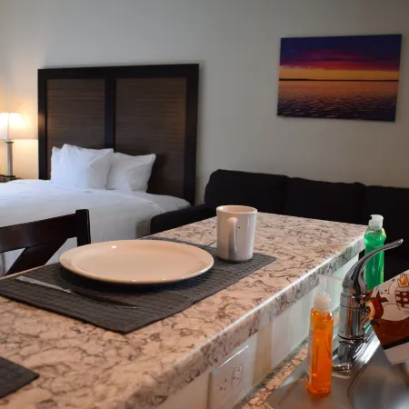 Menominee River Extended Stay Hotel