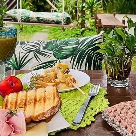 Tombo Beach Home Stay