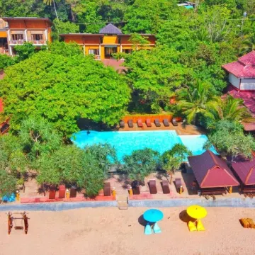 Lanta Miami Resort Hotels near Klong Nin Beach