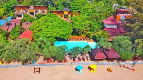 Lanta Miami Resort