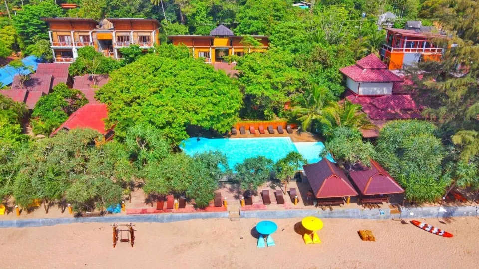 Lanta Miami Resort