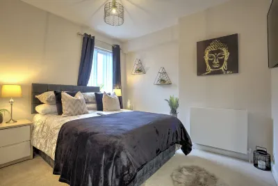 The Belfast Boutique Central Cozy Hotels near Crumlin Road Gaol Visitor Attraction and Conference Centre
