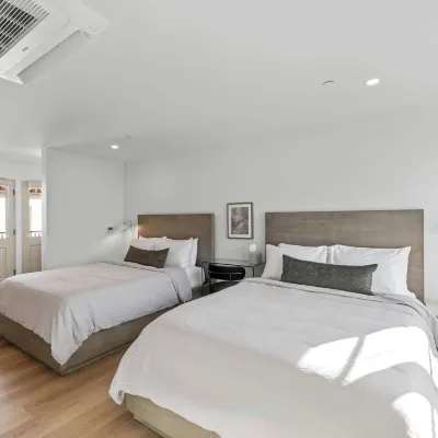 Casa Jardin Hotels near Inspire