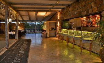 Bushveld Terrace Safari Hotel, Lodge & Spa