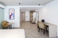 Hotel Levante St Julian's, Affiliated by Melia - parking