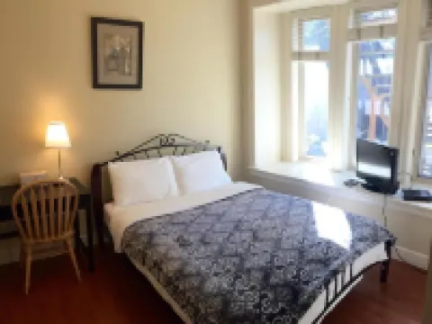 インペリアルハウス バーナビーのホテル