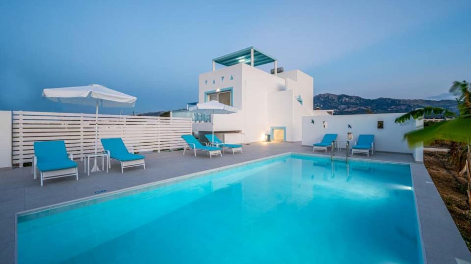 Xenos Villa 6 with a Private Pool Near the Sea