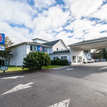 Motel 6 Seaside, or