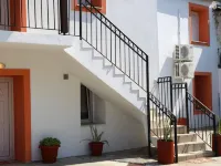 Nikolaou Apartments Ground Floor Ξενοδοχεία στην πόλη Κεραμίδι