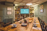 Bel and the Dragon-Churt Hotels in Hindhead