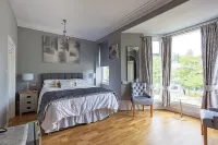 Glenholmekendal Hotels near Tesco Express