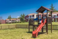Apartments Katoro Plava Laguna Hotels in Crveni Vrh