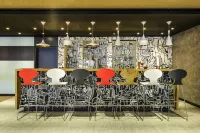 Ibis Paris Porte de Clichy Centre Hotels in Clichy