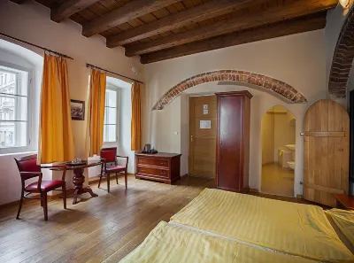 U Tří Bubnů Hotel in zona Orologio astronomico di Praga