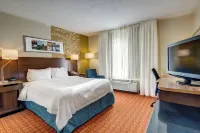 Fairfield Inn & Suites Potomac Mills Woodbridge Hotels in Neabsco