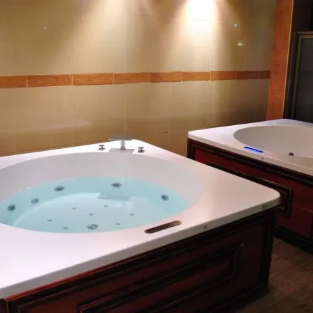 Jad Hotel Suites