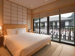 Yoko Onsen Quang Hanh