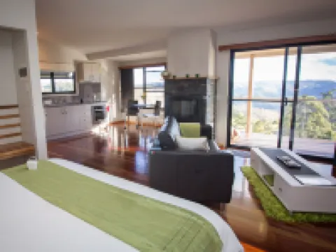 Blue Summit Cottages Hotels in Maleny