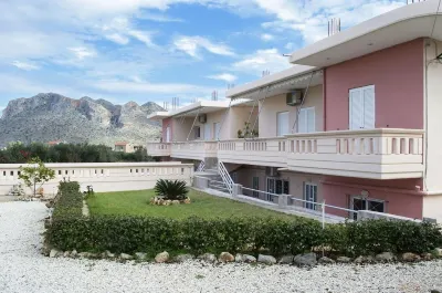 Skamagkas M. Apartments