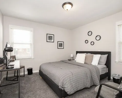 Cute 3Bdrm House | Laundry, Game Room, Backyard Hotels in Akron