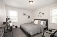 Cute 3Bdrm House | Laundry, Game Room, Backyard