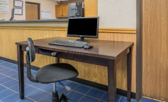 Super 8 by Wyndham Potosi