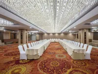 Radisson Blu Kaushambi Delhi NCR Hotels near Raj Ghat