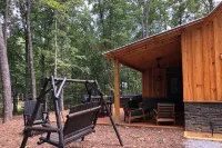Charming Cabins with Hot Tubs and Game Area - Stunning Mountain Retreat