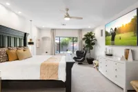 Heated Pool, Outdoor Kitchen and Putting Green - Stylish Oasis