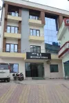 Hotel KS International (50 Meters from Railway Station) - Homestays