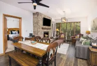 Stellar Mountain Views and Cozy Ambiance - Inviting Ski Haven