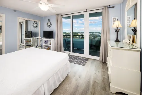 Private Balcony and Beach Service Included - Gorgeous Gulf-Front Oasis Hotels in Okaloosa Island