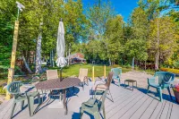 Spectacular Sebec Setting