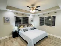 Spacious Kitchen and Screened-in Lanai - Inviting Island Retreat